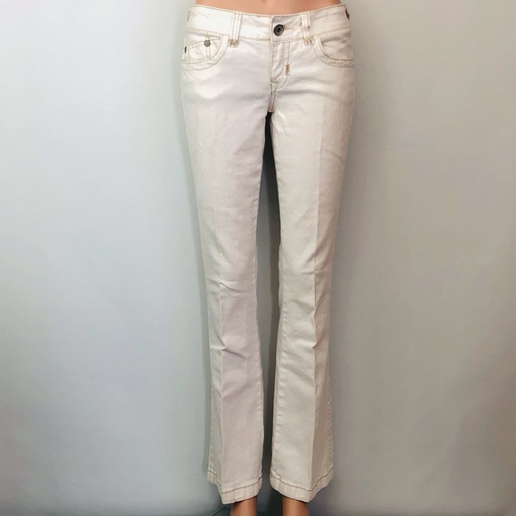 Truce White Denim Jeans - Picture 16 of 16